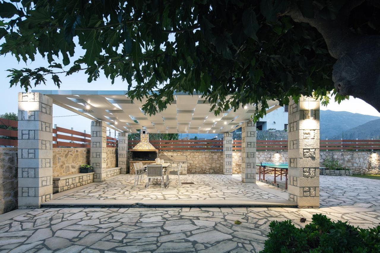 Villa Pinelopi Asprouliánoi 外观 照片