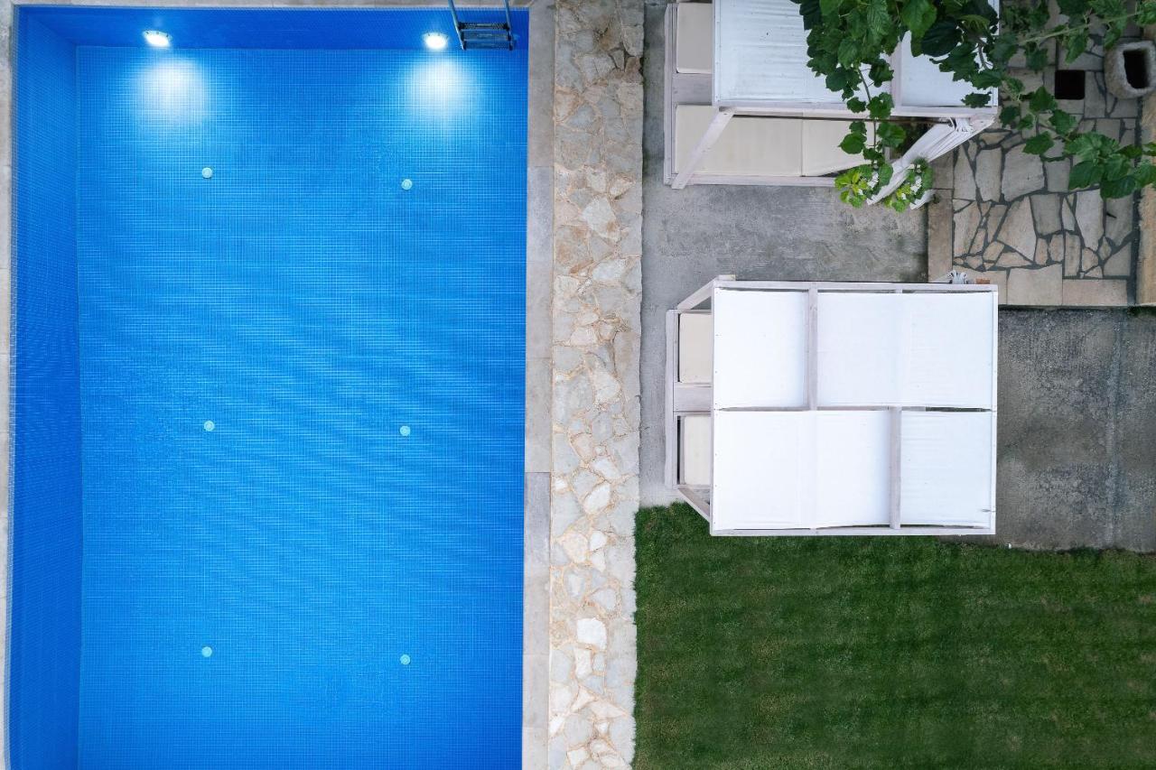 Villa Pinelopi Asprouliánoi 外观 照片