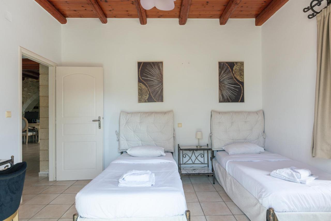 Villa Pinelopi Asprouliánoi 外观 照片