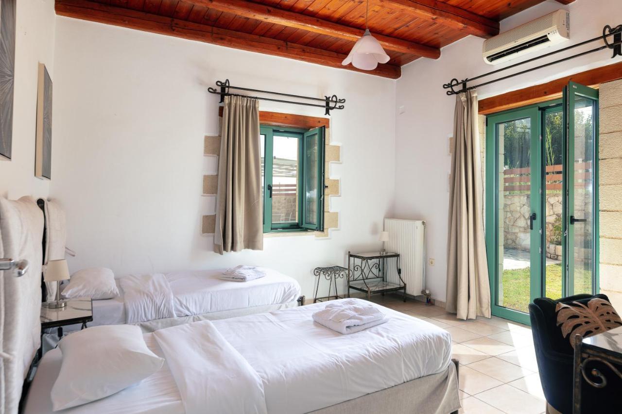 Villa Pinelopi Asprouliánoi 外观 照片