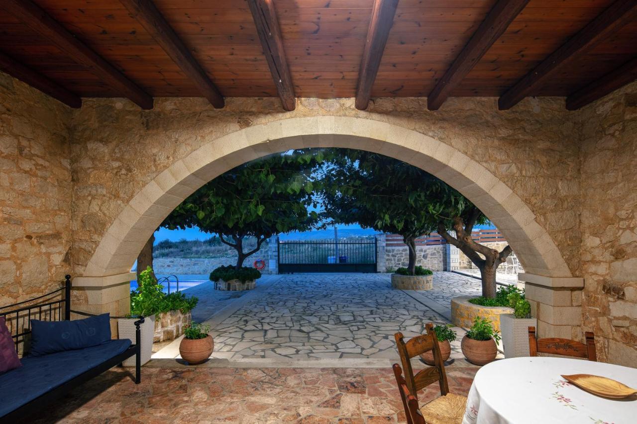 Villa Pinelopi Asprouliánoi 外观 照片