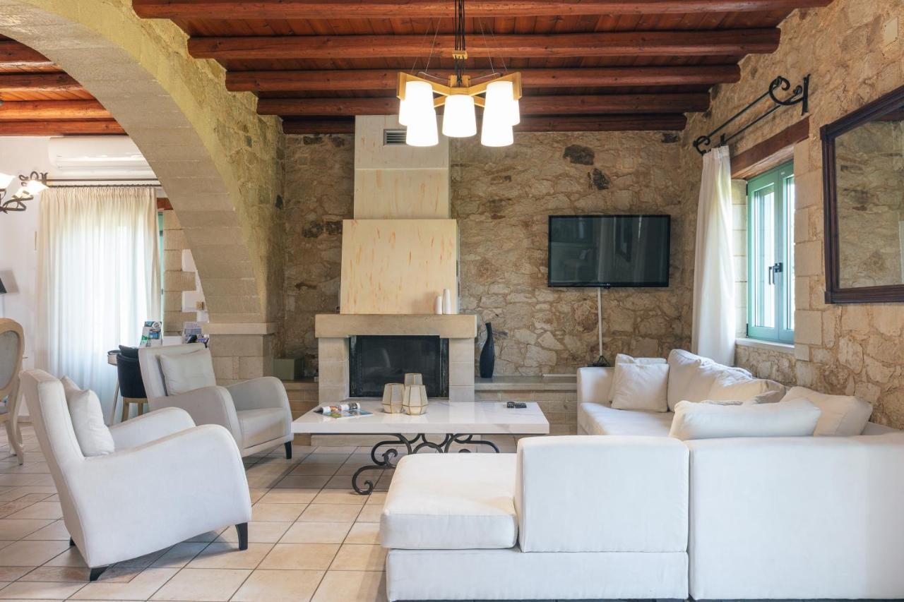 Villa Pinelopi Asprouliánoi 外观 照片